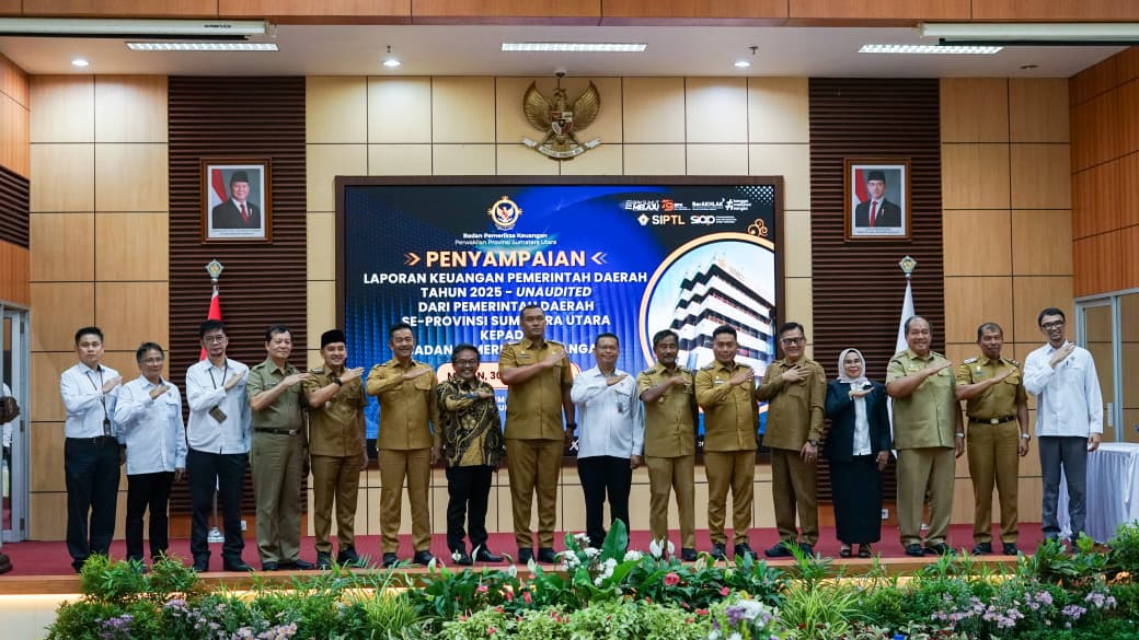PEMKO TEBING TINGGI SAMPAIKAN LKPD 2025 KE BPK, WALI KOTA: INI BUKTI KESERIUSAN PENGELOLAAN ANGGARAN DAERAH PEMKO TEBING TINGGI SAMPAIKAN LKPD 2025 KE BPK, WALI KOTA: INI BUKTI KESERIUSAN PENGELOLAAN ANGGARAN DAERAH